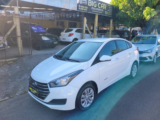 HYUNDAI HB20S 1.6 COMFORT PLUS 16V FLEX 4P AUTOMÁTICO